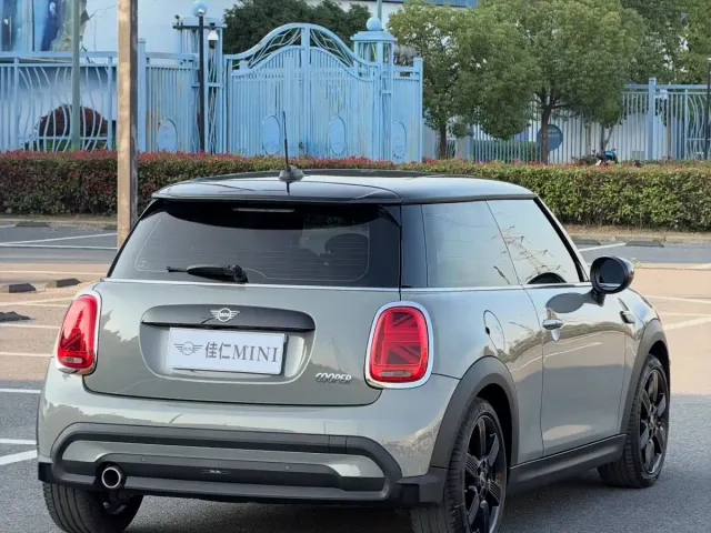 MINI Hatch — Фото автомобиля 3