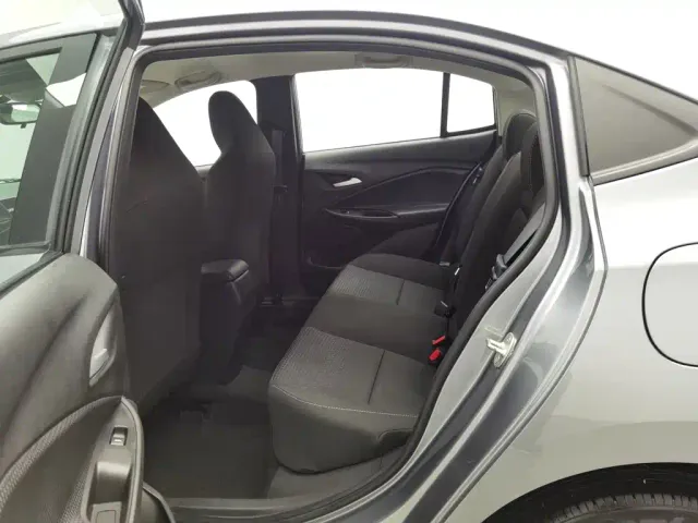 Chevrolet Cavalier — Фото автомобиля 15