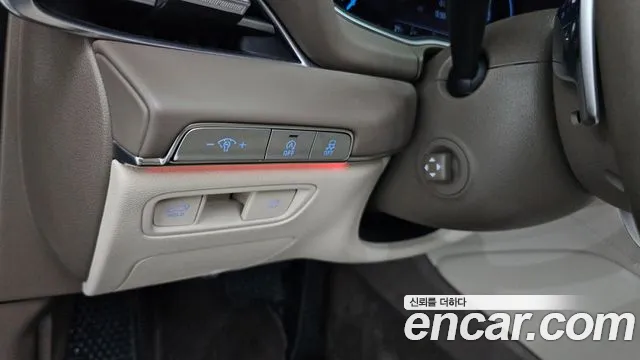 Genesis GV80 — Фото автомобиля 27