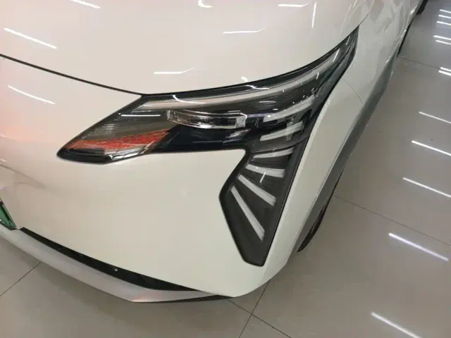 GAC Aion Y — Фото автомобиля 23