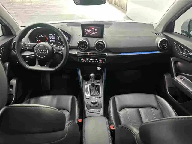 Audi Q2L — Фото автомобиля 4