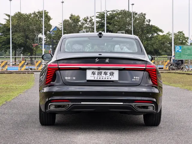 Hongqi H5 — Фото автомобиля 7