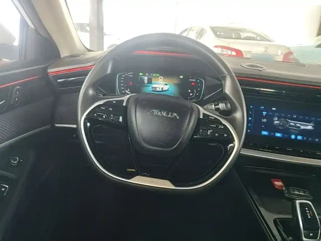Dongfeng Yixuan MAX — Фото автомобиля 10
