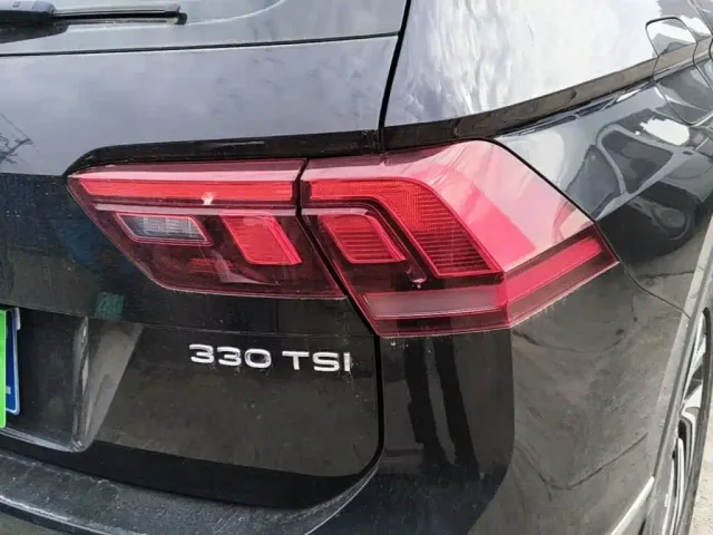 Volkswagen Tiguan L — Фото автомобиля 7