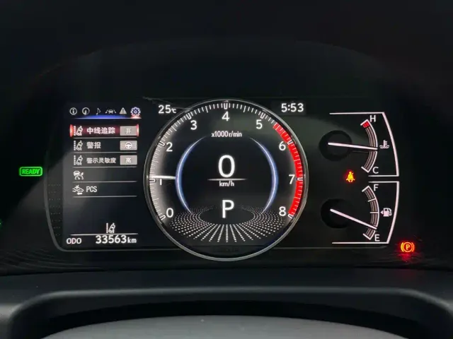 Lexus ES — Фото автомобиля 13