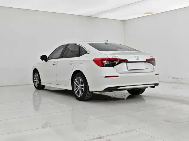 Honda Civic — Фото автомобиля 4
