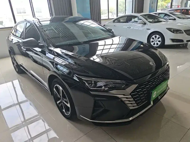 Dongfeng Yixuan MAX — Фото автомобиля 21