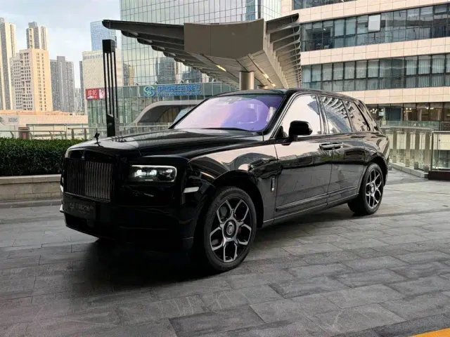 Фотография автомобиля — Rolls-Royce Cullinan