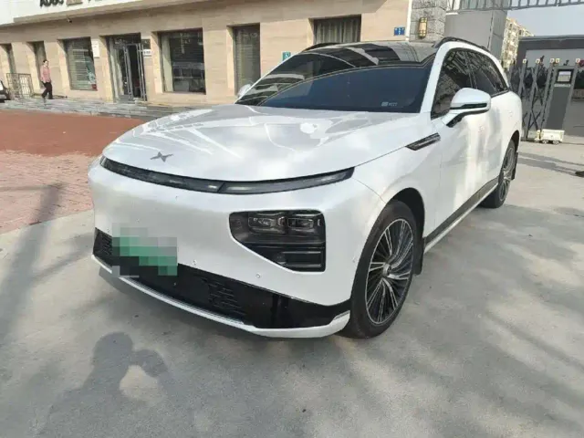 Фотография автомобиля — Xpeng G9