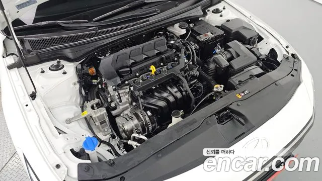 Hyundai Avante CN7 — Фото автомобиля 6