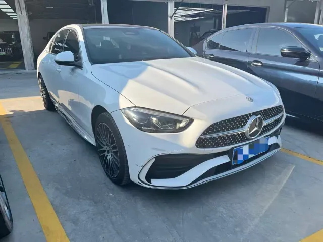 Mercedes-Benz C-Class — Фото автомобиля 2