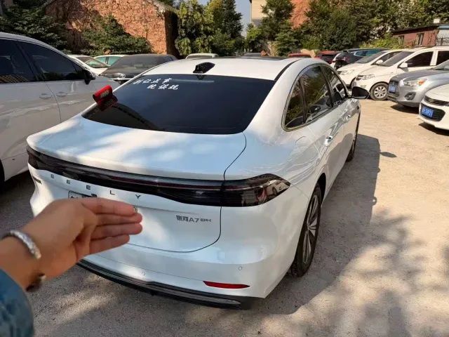Geely Galaxy A7 — Фото автомобиля 2