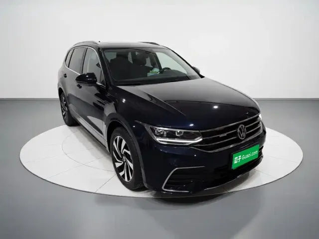 Volkswagen Tiguan L 2024 Outstanding 330TSI Auto 2WD R-Line Dragon Glory Edition — Фото автомобиля 23