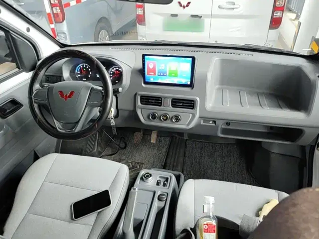 Wuling Yangguang — Фото автомобиля 5
