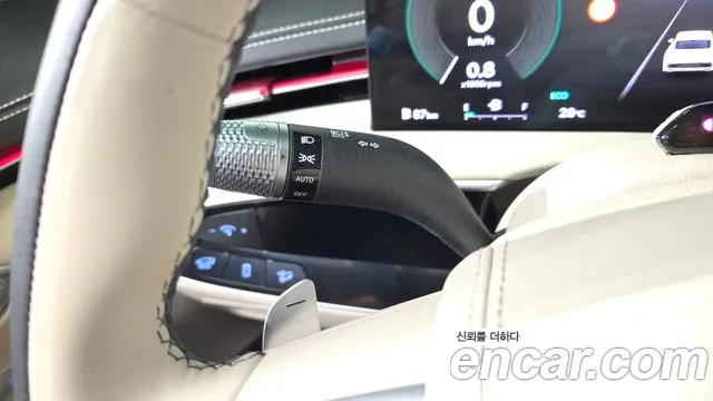 Genesis GV70 — Фото автомобиля 27