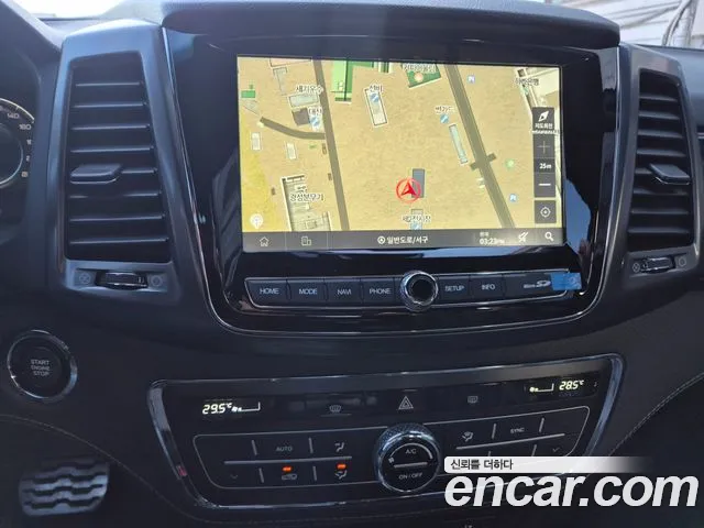 KG_Mobility_Ssangyong Rexton Новый Rexton Sport Дизель 2.2 4WD — Фото автомобиля 16