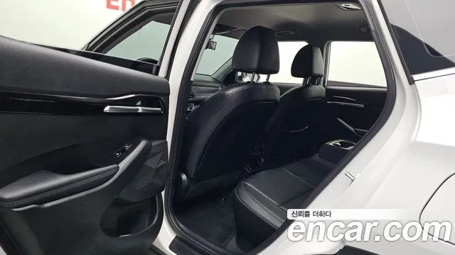 Kia Seltos New — Фото автомобиля 16