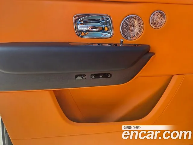 Rolls-Royce Cullinan — Фото автомобиля 13