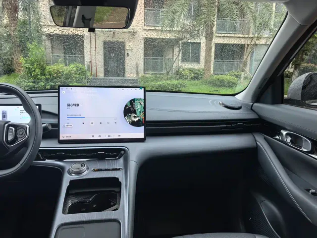 Geely Galaxy E5 — Фото автомобиля 7