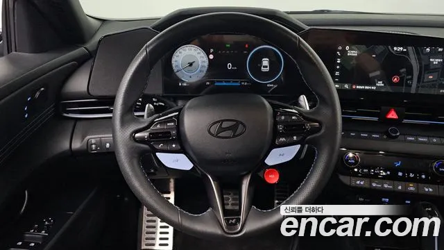 Hyundai Avante CN7 — Фото автомобиля 12