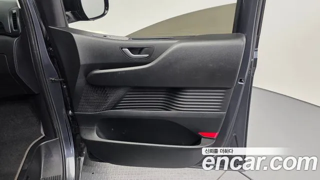 Hyundai Staria — Фото автомобиля 14