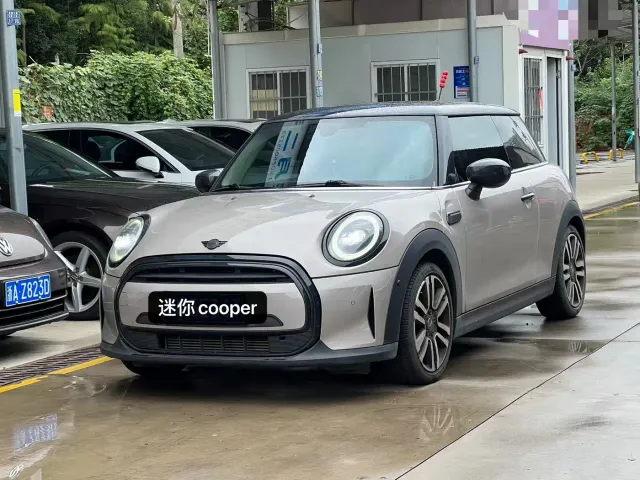 Фотография автомобиля — MINI Hatch