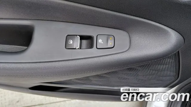 Hyundai Santafe — Фото автомобиля 16