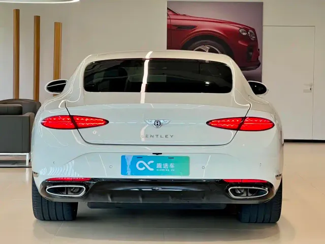 Bentley Continental Plug-in Hybrid — Фото автомобиля 6