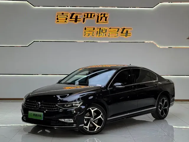 Фотография автомобиля — Volkswagen Magotan