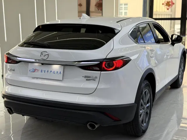 Mazda CX-4 — Фото автомобиля 8