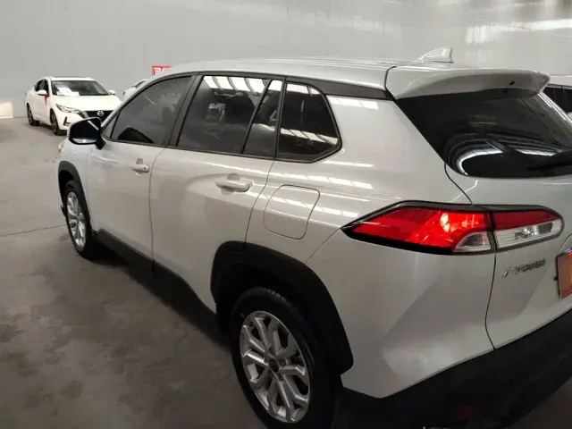 Toyota Frontlander — Фото автомобиля 4