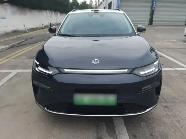 Leapmotor C11 — Фото автомобиля 2