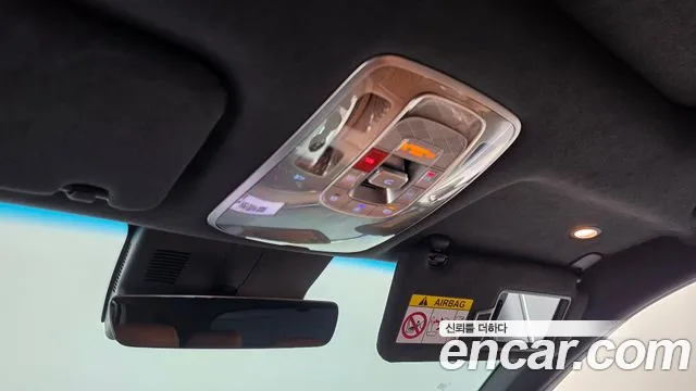 Genesis GV70 — Фото автомобиля 18