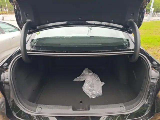 Geely Galaxy L6 — Фото автомобиля 18