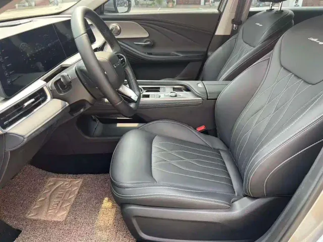 Chery Arrizo 8 — Фото автомобиля 9
