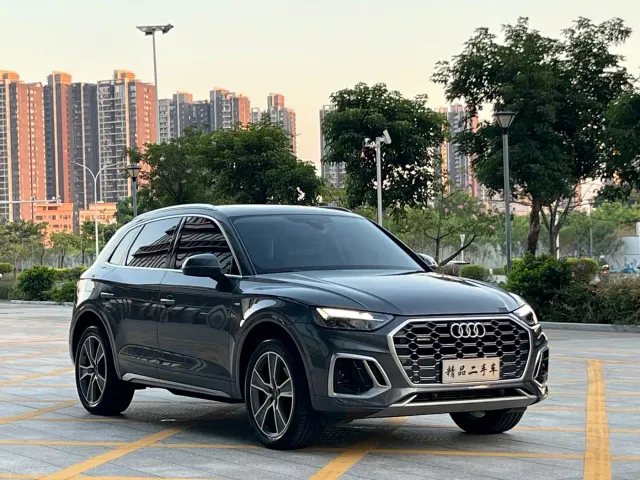 Audi Q5L — Фото автомобиля 3