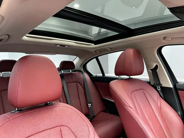 BMW 3 Series — Фото автомобиля 6