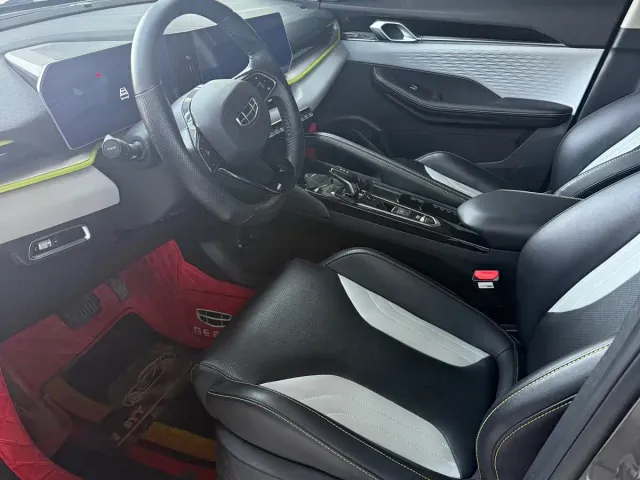 Geely Binyue — Фото автомобиля 7
