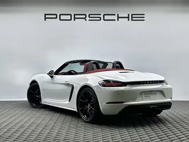 Porsche 718 — Фото автомобиля 6