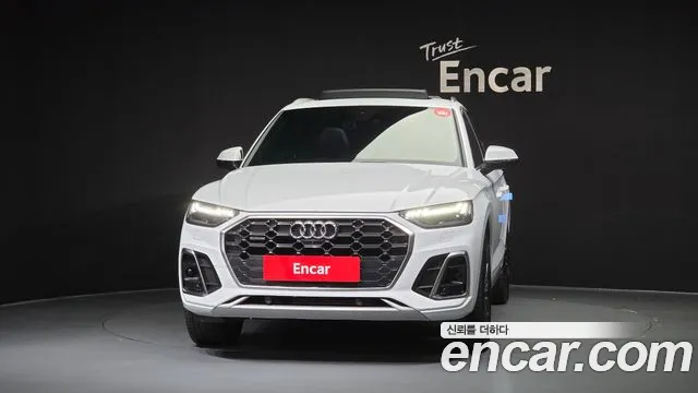 Audi Q5 45 TFSI quattro Premium — Фото автомобиля 3