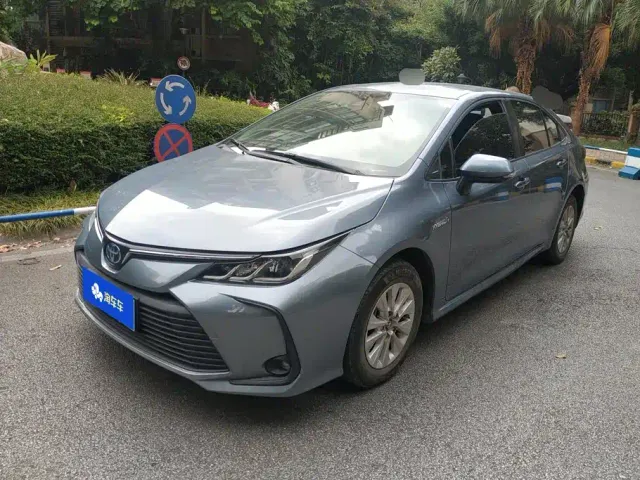 Фотография автомобиля — Toyota Corolla