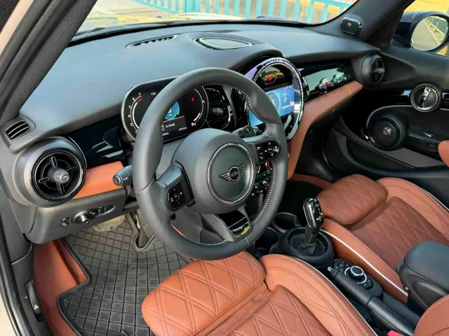 MINI Hatch — Фото автомобиля 6