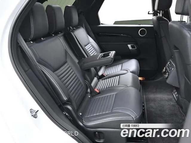 Land Rover Discovery — Фото автомобиля 12