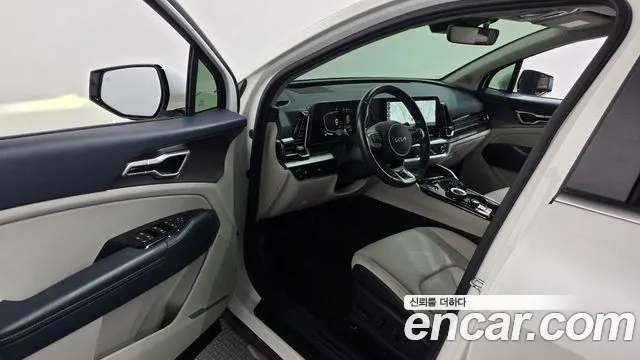 Kia Sportage Sportage 5-е поколение Бензин 1.6 турбо 2WD — Фото автомобиля 8