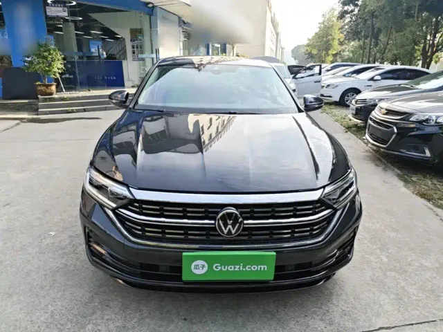 Volkswagen Sagitar — Фото автомобиля 2