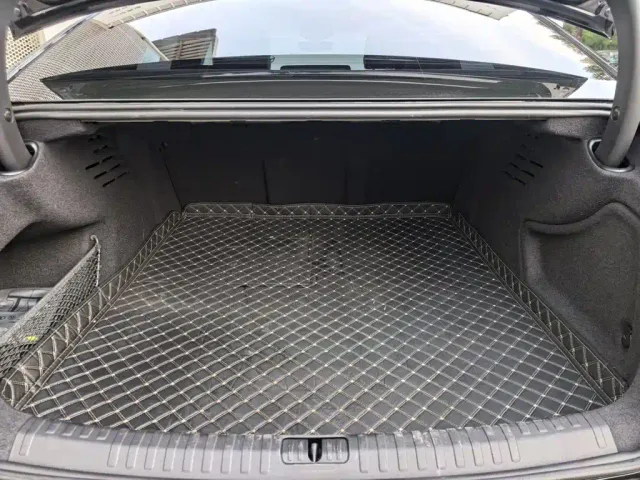 Audi A6L — Фото автомобиля 10