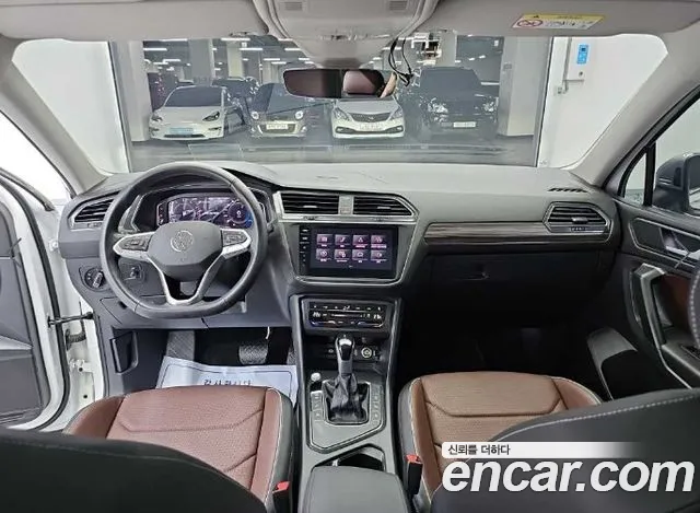 Volkswagen Tiguan — Фото автомобиля 7