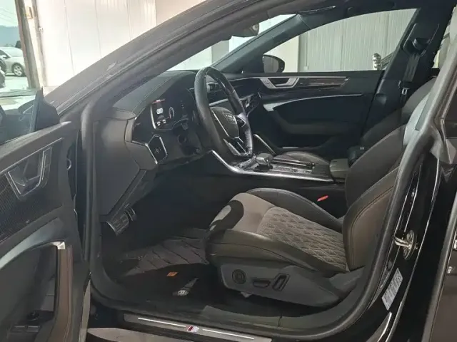 Audi A7L — Фото автомобиля 7