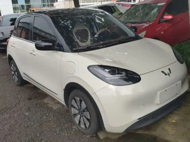Wuling Bingo — Фото автомобиля 3