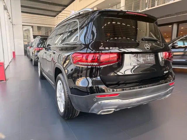 Mercedes-Benz GLB-Class — Фото автомобиля 8